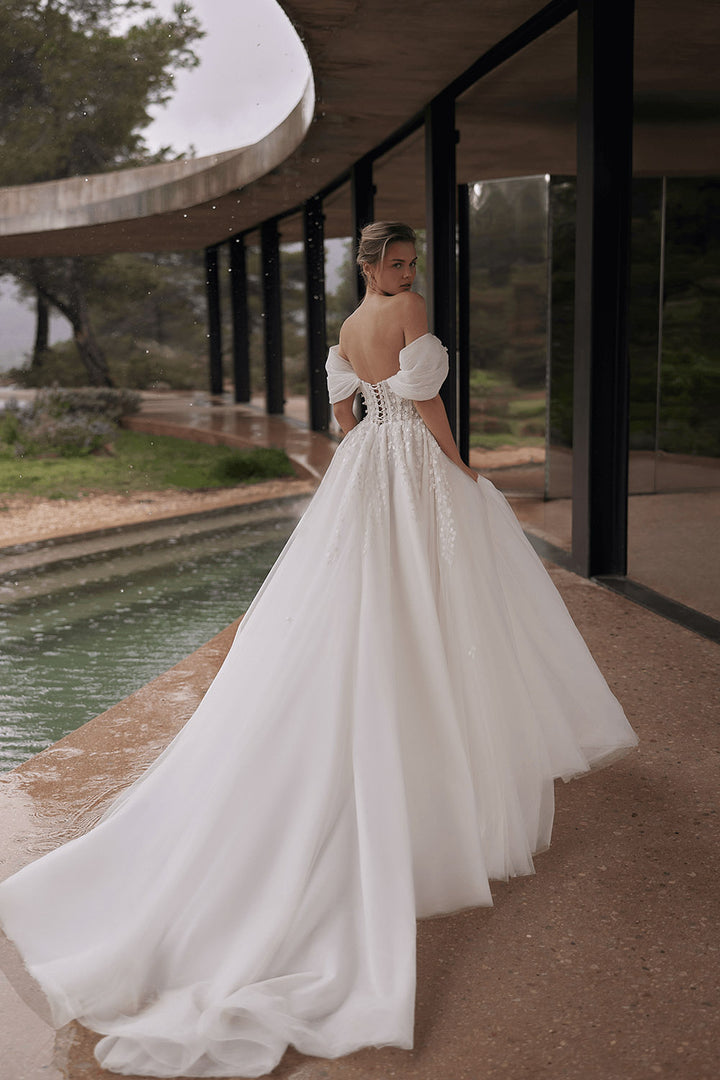 Eva Lendel, Vida, Whimsical Ball Gown | Esposa