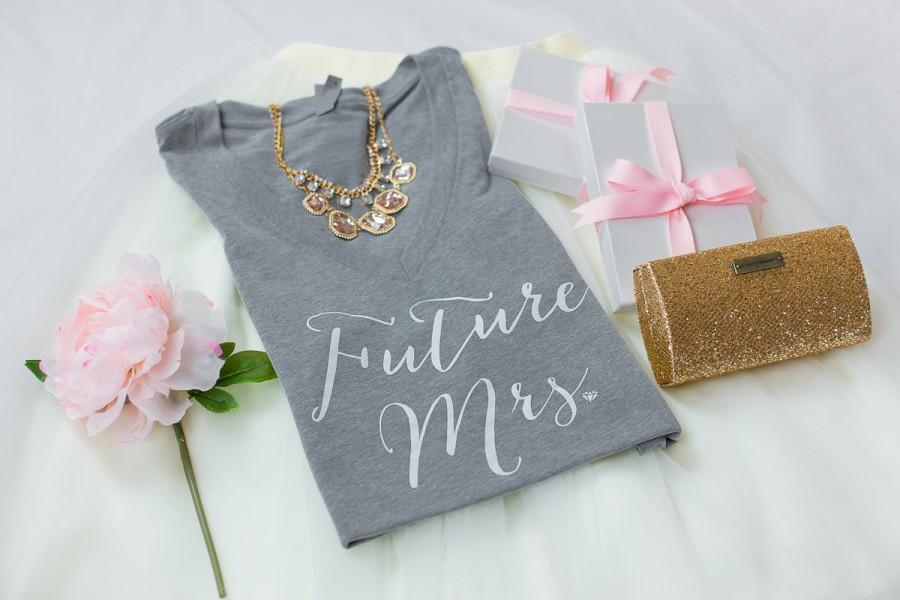 tshirt future bride to be with flowers