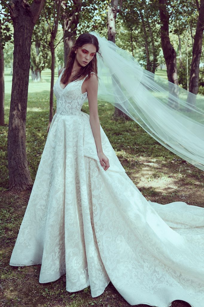 a Line Wedding Dress Plume by Esposa Omeya 1
