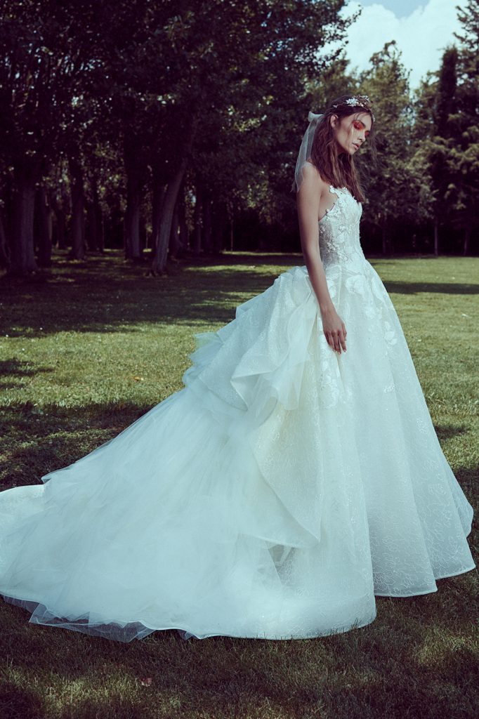 Ball Gown Wedding Dress Plume by Esposa Olana 1