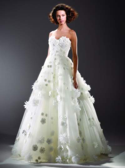 Wedding dress trends 2020 florals