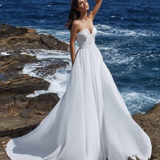 beach wedding dress strapless