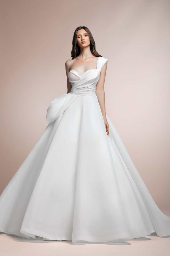 simple wedding gown model 6