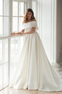 دانا | فستان زفاف عاري الكتفين