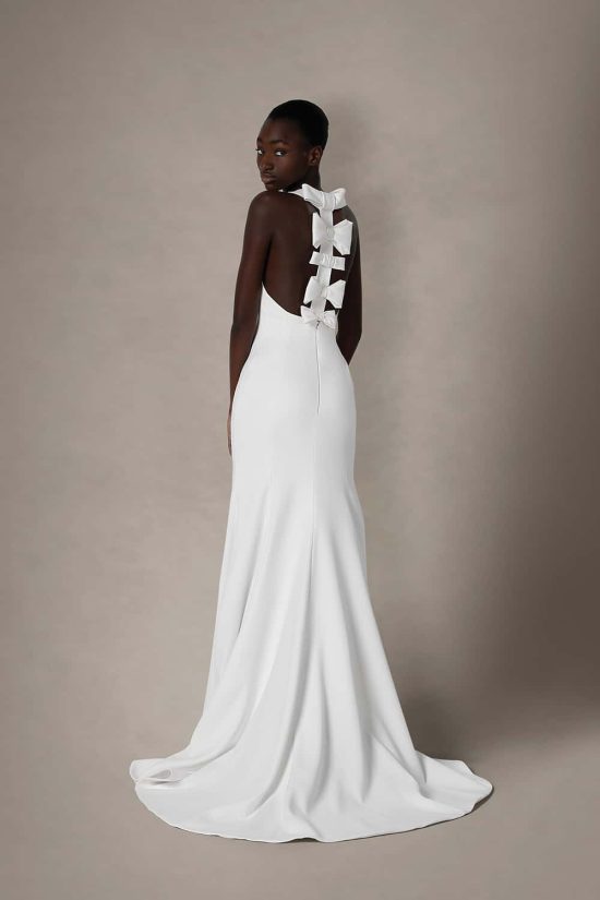 backless gown with bows