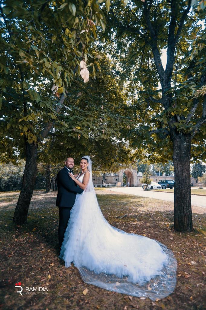 bride and groom photoshoot