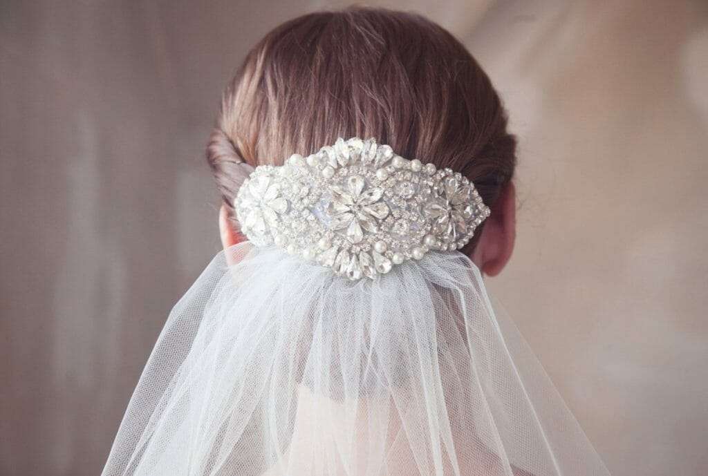 Wedding Headpiece with Veilwhat You Need to Know