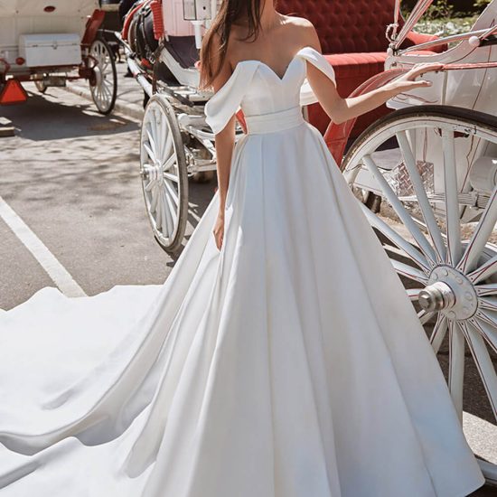 odri simple bridal gown