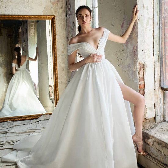 taylor wedding dress