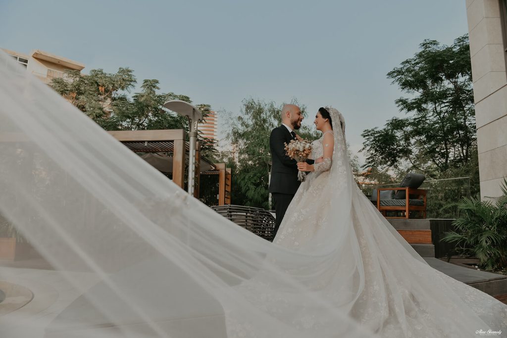 bride long veil