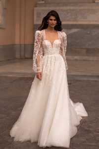 Flavia | Romantic Modern Gown
