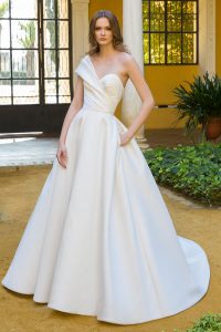 Peggy | Asymmetrical Bridal Gown