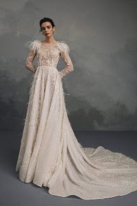 INL2304 | Feather Wedding Dress
