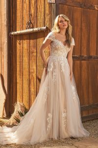 66259 | Ivory Romantic Gown