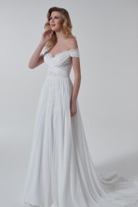 Cattleya | Simple Straight Gown