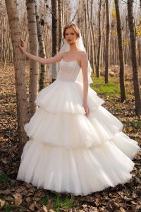 كلارك | فستان زفاف عصري