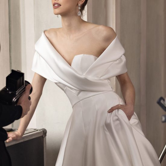 boston simple off-the-shoulder gown