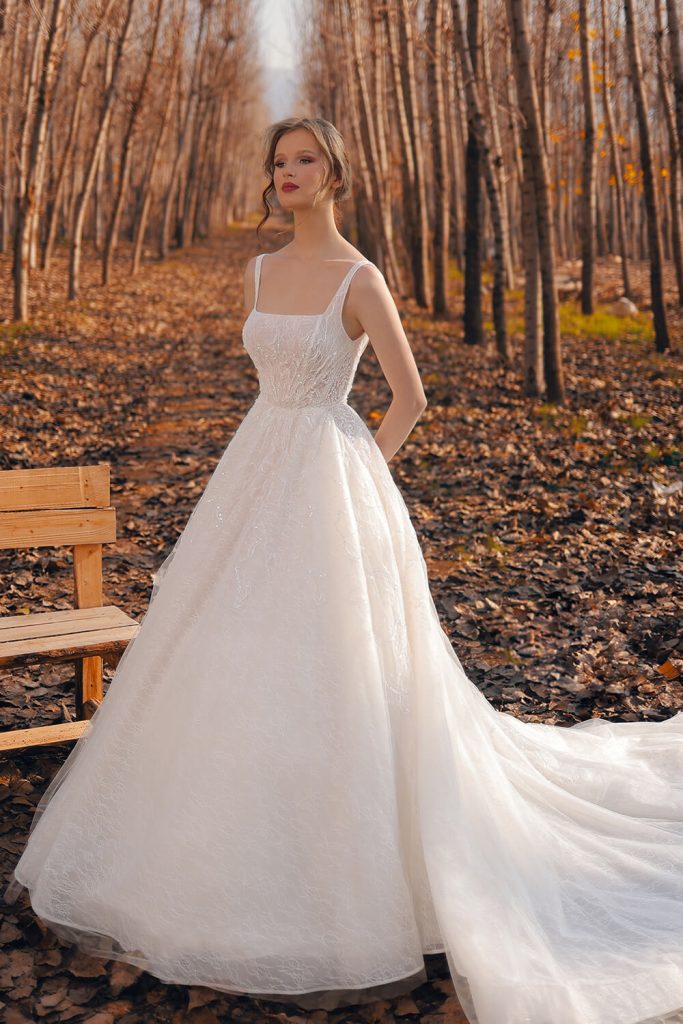 Cony | Bridal Gown With Lace