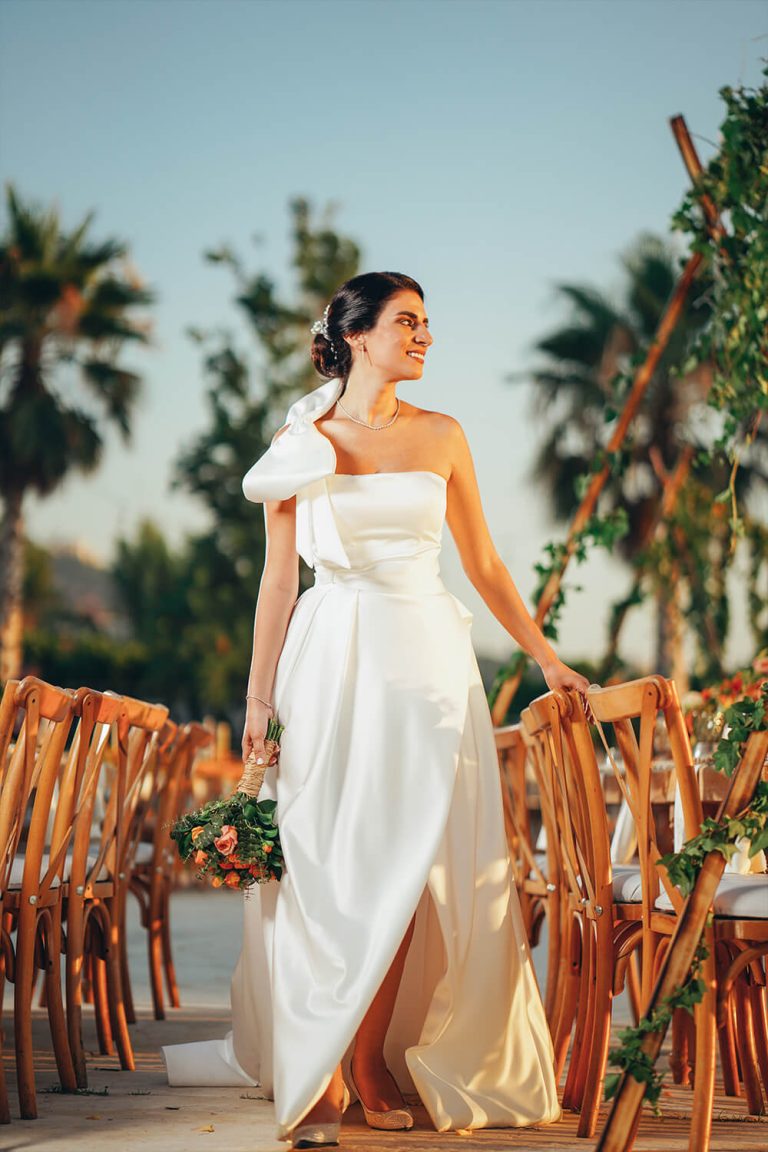 Wedding dress with side slit