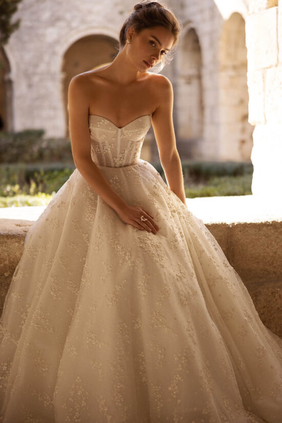Affida | floral wedding dress