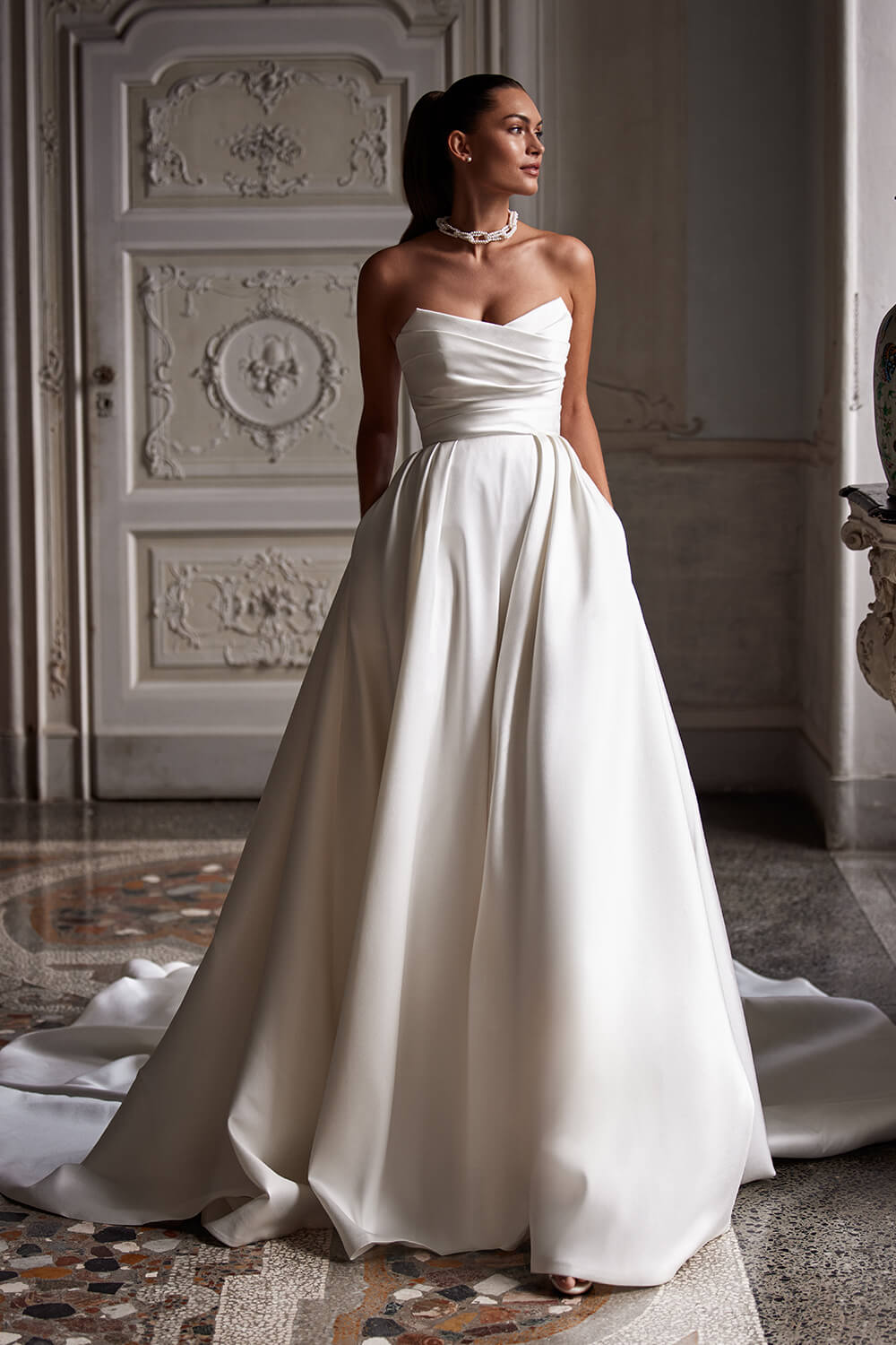 strapless wedding gown with pockets