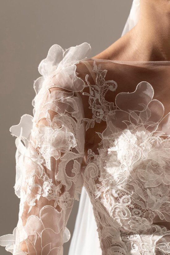 floral lace details