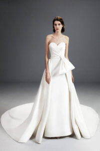 VRM370 | Simple Strapless Gown