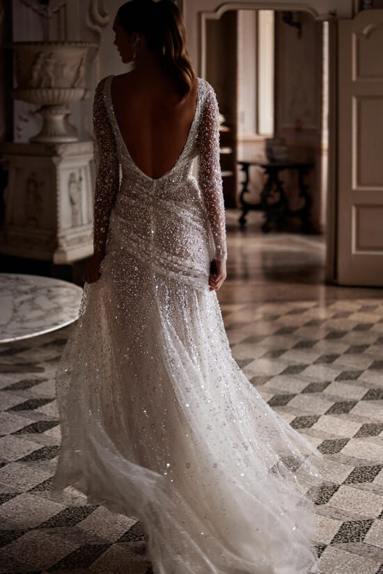 sequins dress with open back