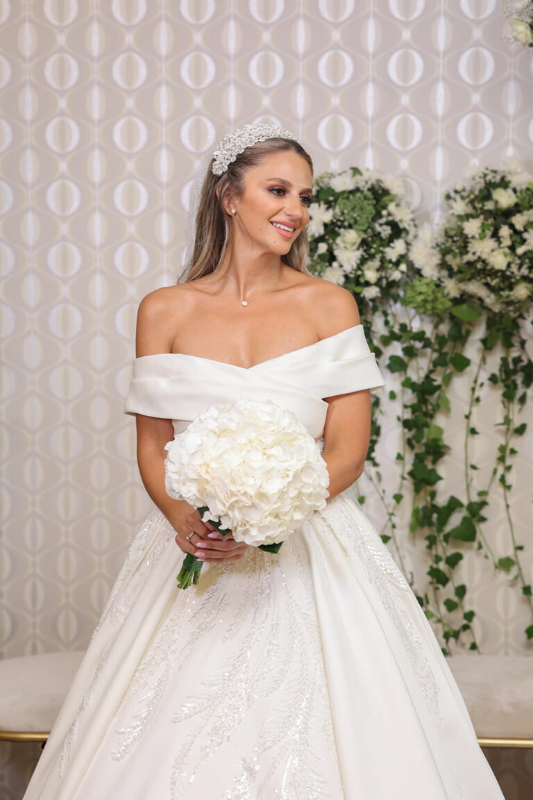 Esposa bridal dress flowers