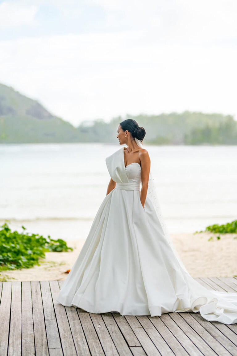 Esposa Bridal Gowns Wedding