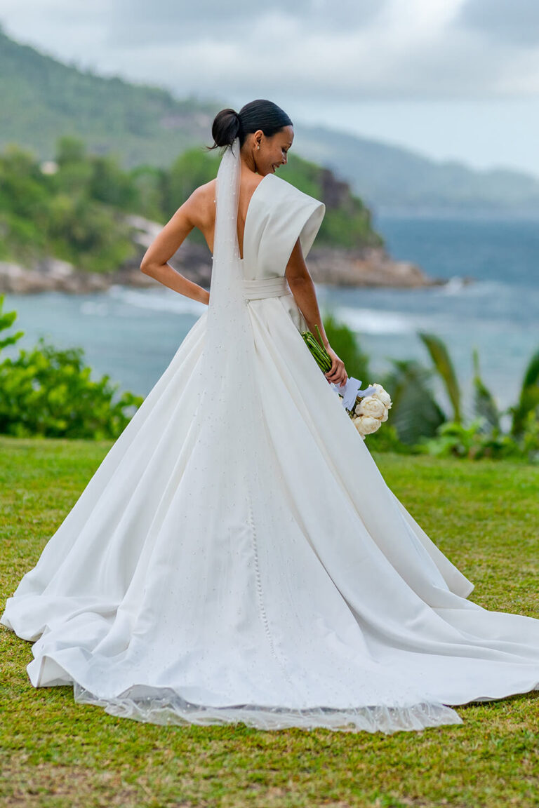 Wedding Dress Esposa Bridal