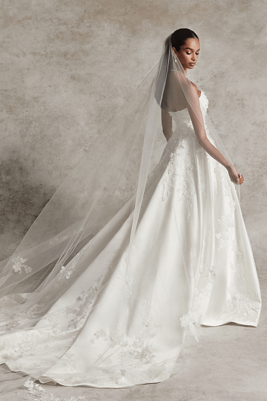 Elegant strapless wedding dress