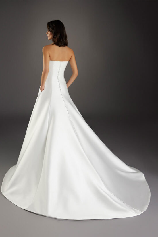 Elegant Simple wedding dress