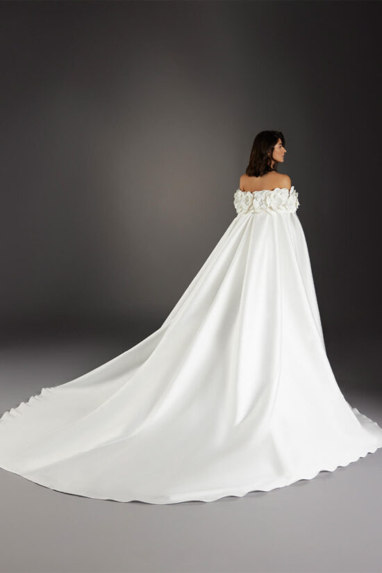 Elegant Simple wedding dress