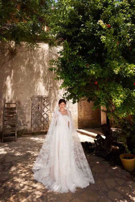 Bohemian Lace wedding dress