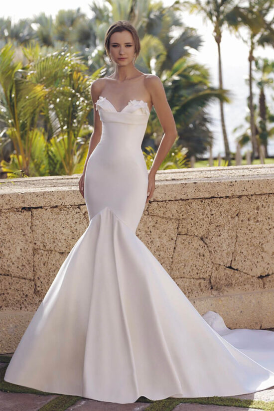 Simple mermaid wedding dress