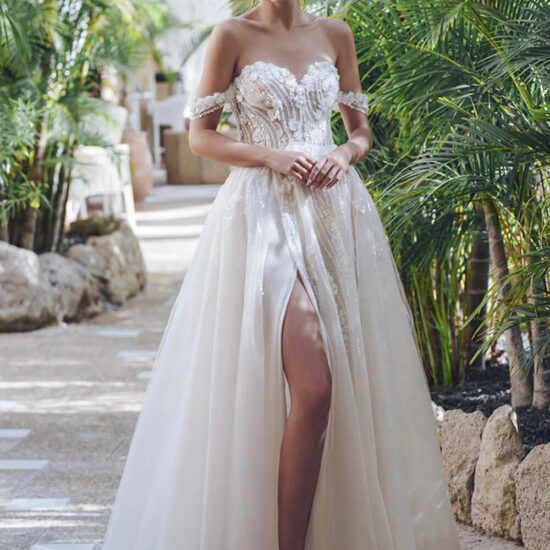 Off shoulder tulle wedding dress