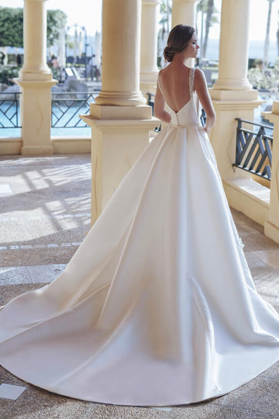 Elegant Wedding gown