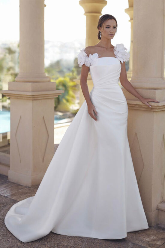 Romantic simple elegant bridal dress