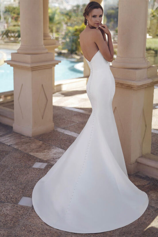 Romantic simple elegant bridal dress