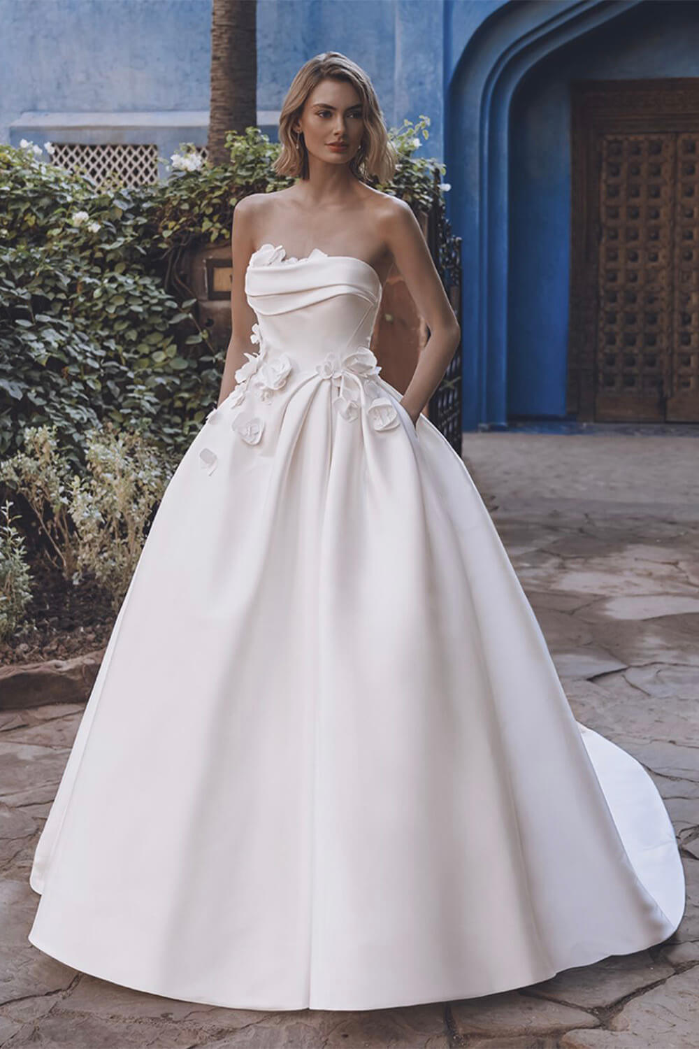 Strapless wedding gown