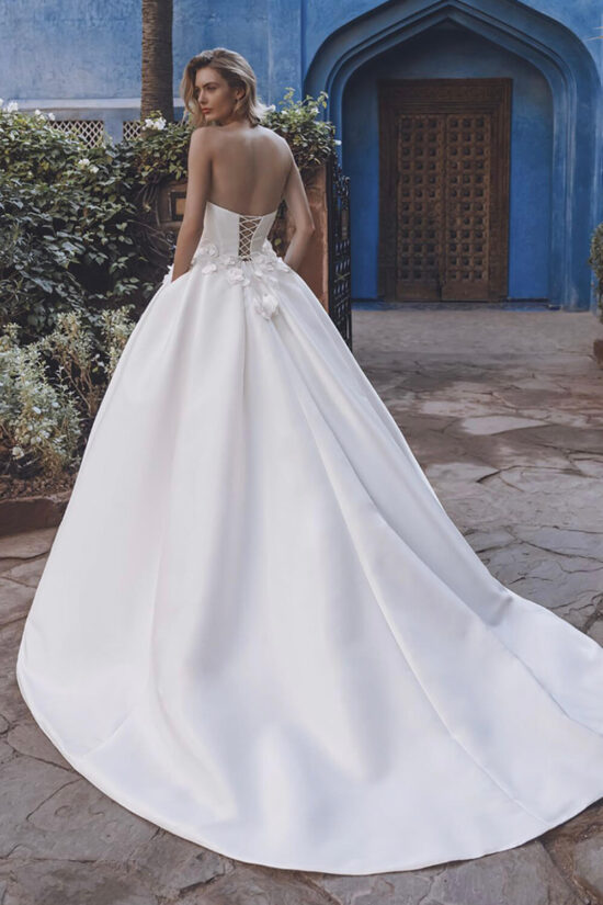 Strapless wedding gown