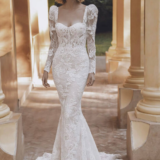 Elegant Lace Mermaid Bridal Dress with Detachable Sleeves