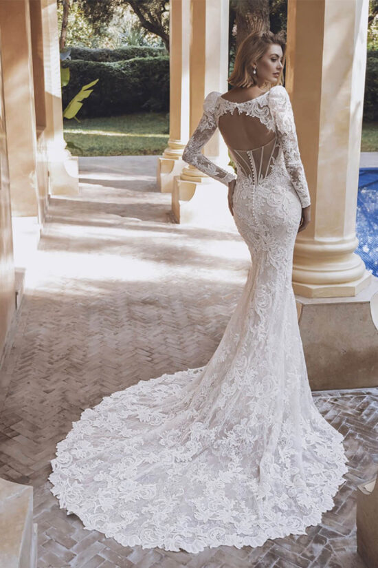 Elegant lace mermaid bridal dress with detachable sleeves