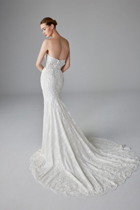 Elegant Lace mermaid bridal dress