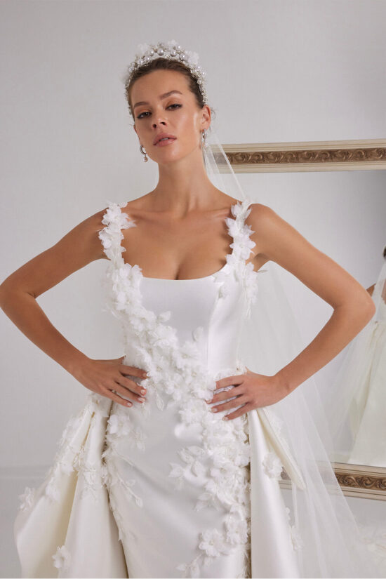 Bridal dress with overskirt