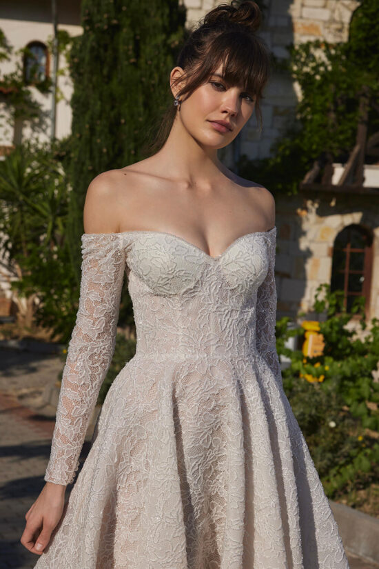 Off shoulder lace wedding dress