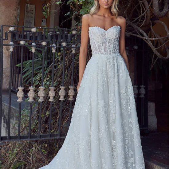 Elegant Lace Corset Bridal Dress with Detachable Sleeves