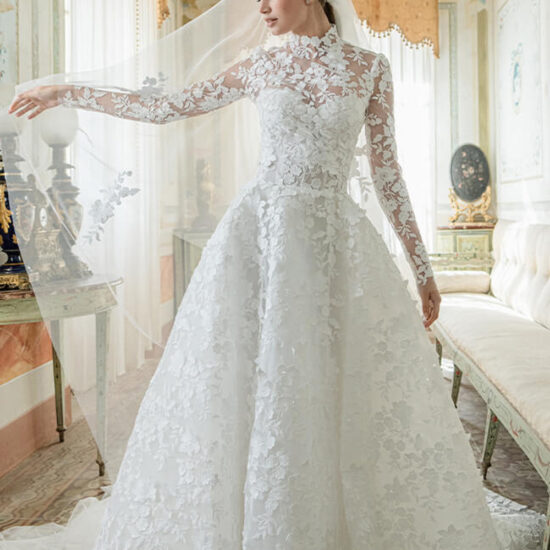 Classic Lace Wedding Dress with Sleeves